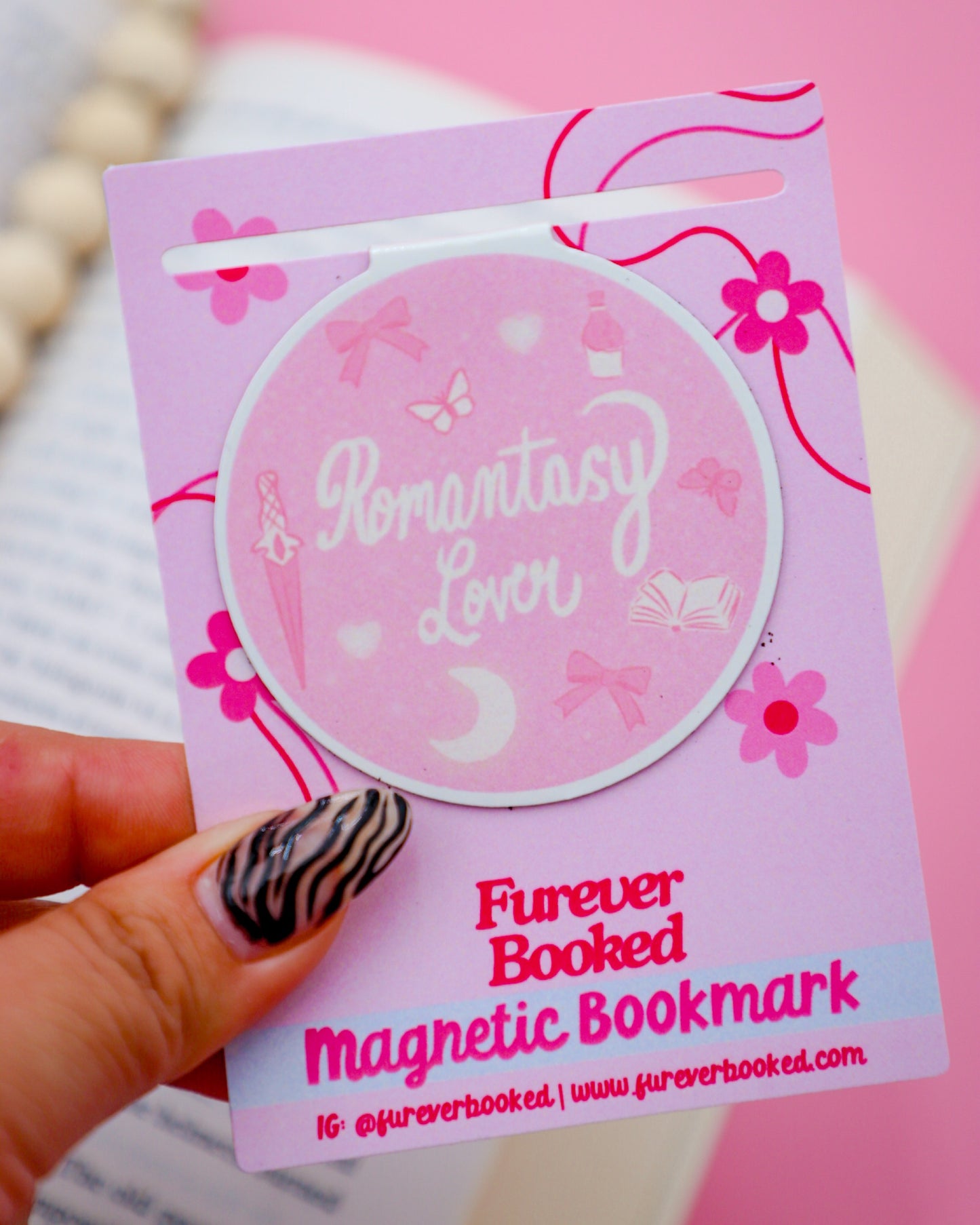 Romantasy Lover Magnetic Bookmark