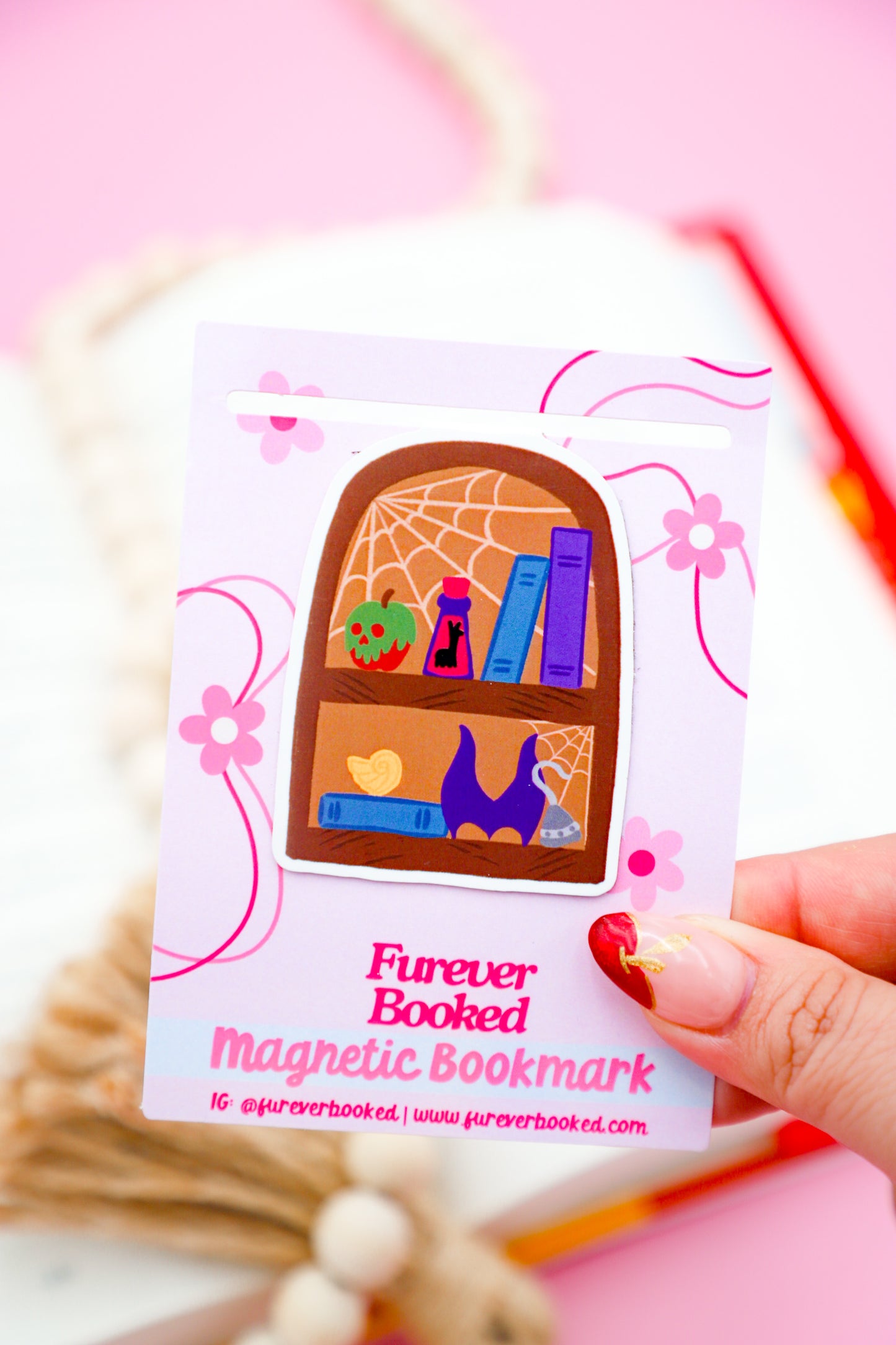 Villains Bookshelf Magnetic Bookmark