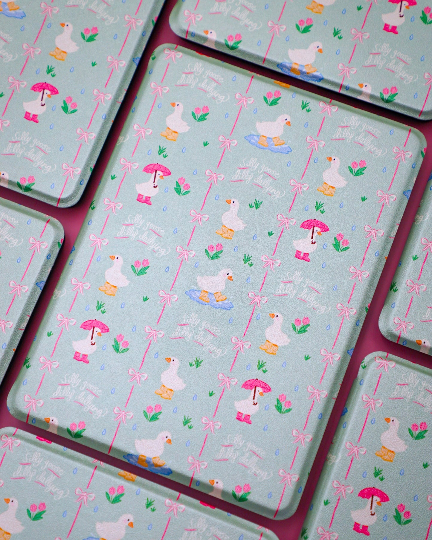 Silly Goose Dilly Dallying Clear Back Kindle Case