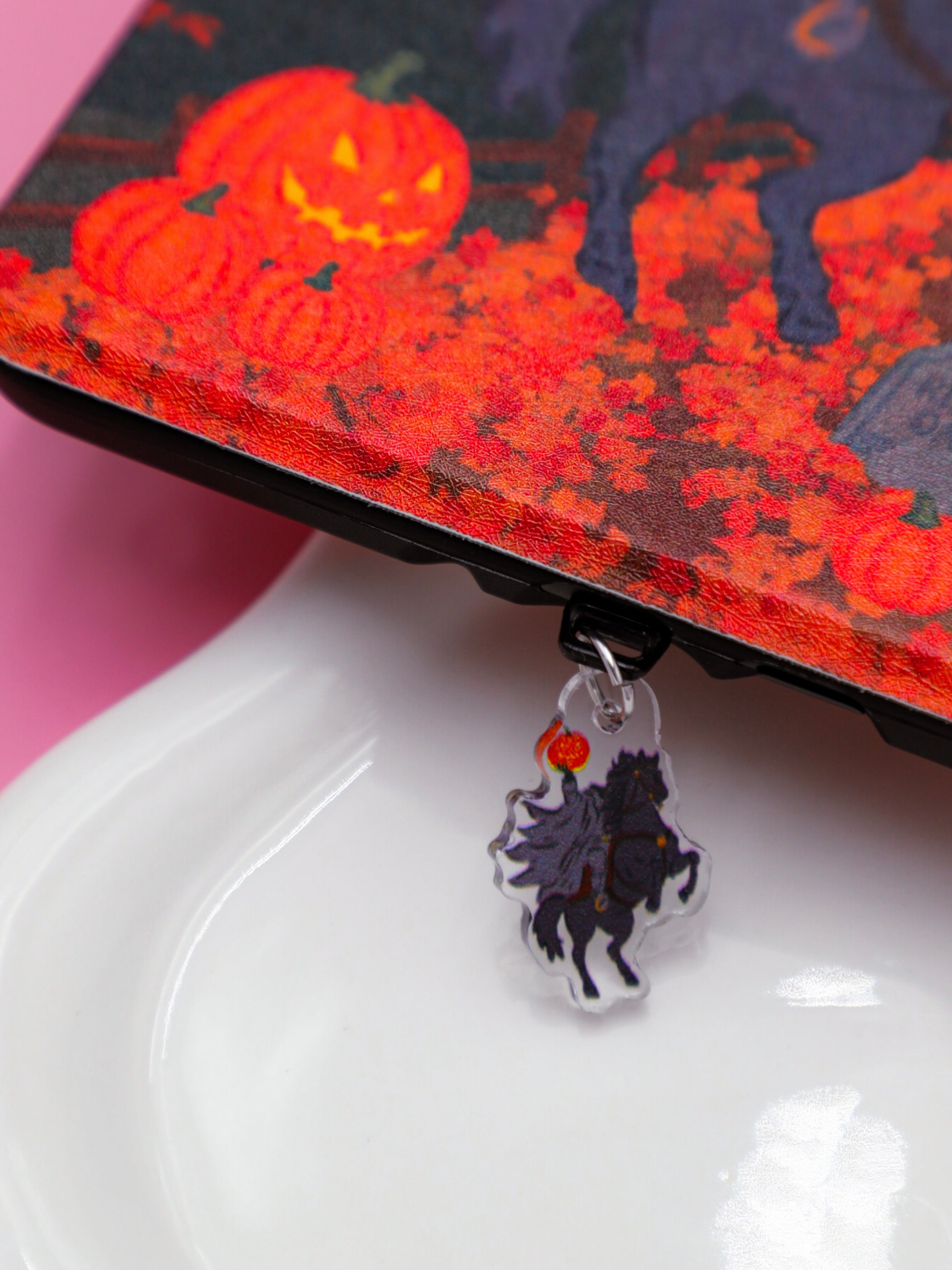 Headless Horseman Kindle Charm
