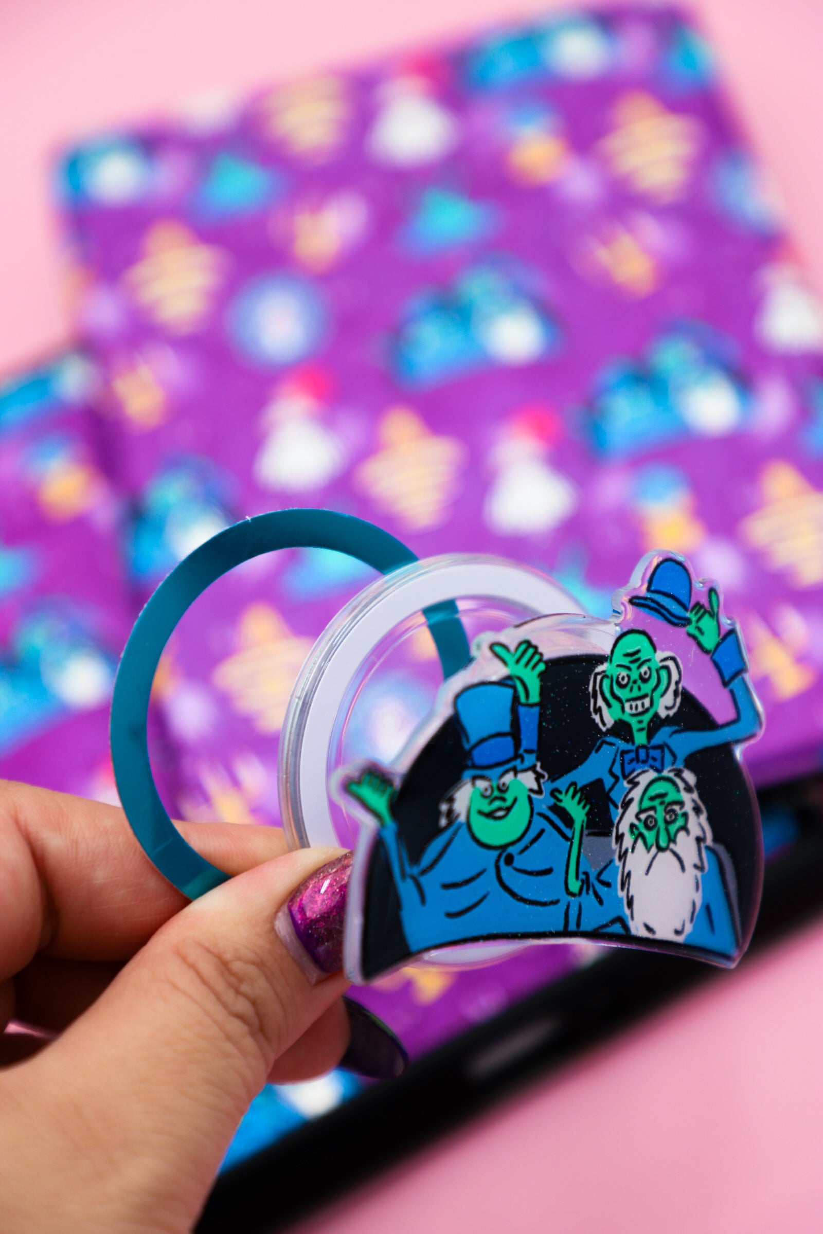 Happy Haunts Glitter MagSafe Phone Grip