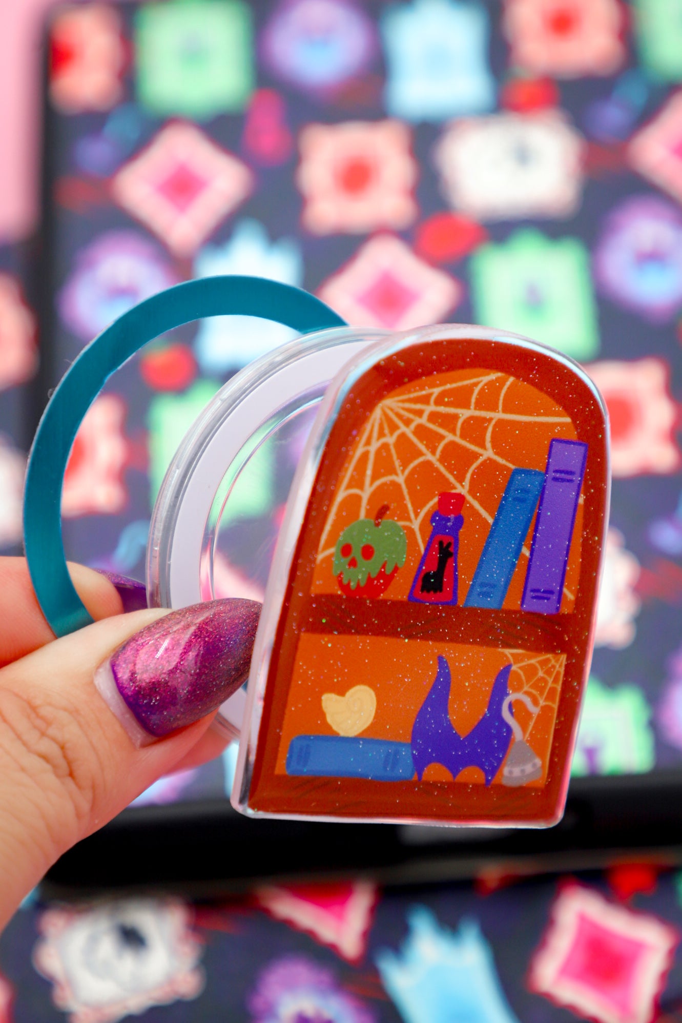 Villains Bookshelf Glitter MagSafe Phone Grip