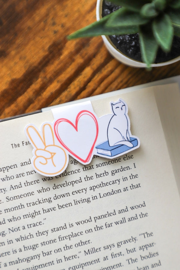 Peace Love Books & Cat Magnetic Bookmark